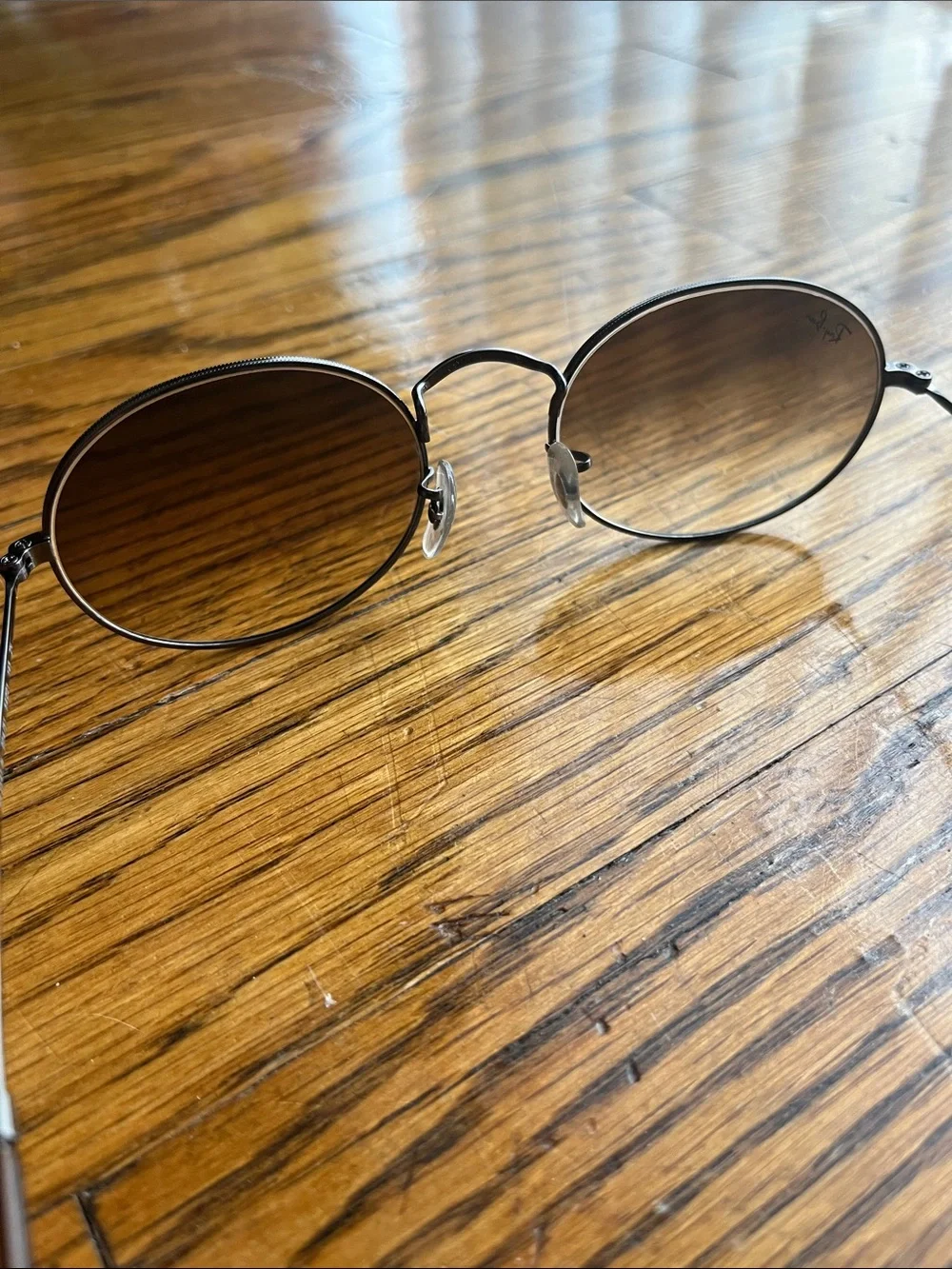 NWOT Ray-Ban Oval Metal Sunglasses in Gunmetal
